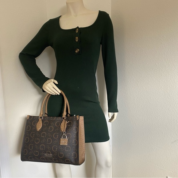 New guess bag - Picture 5 of 9